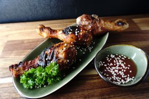 Hähnchenkeulen Asia-Style