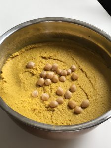 Curry Hummus
