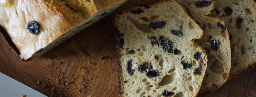 Rosinenbrot Dutch Oven