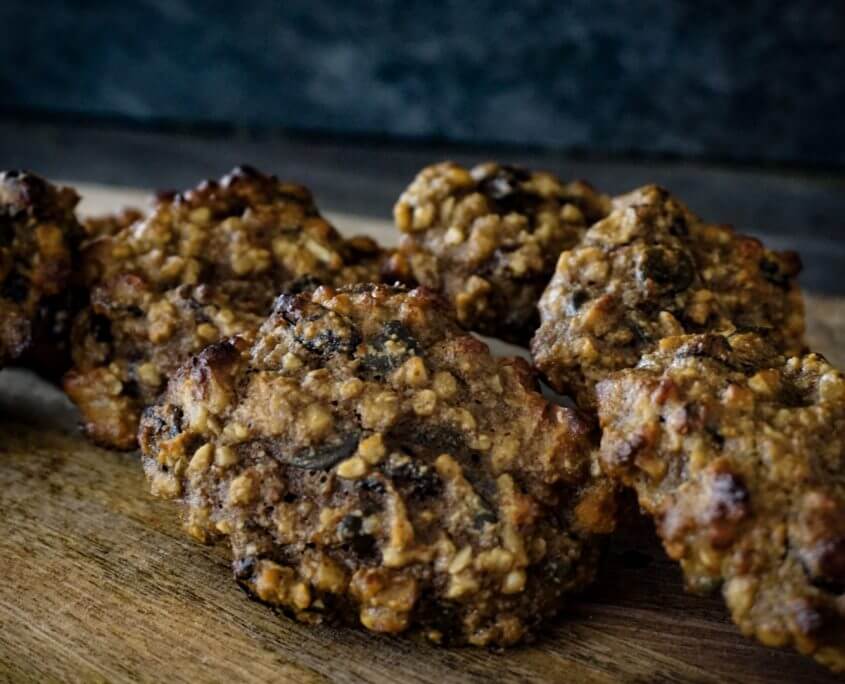 Nussbombe oder Nussecke Nussbombe oder Nussecke