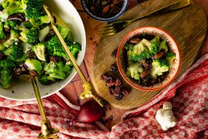 Brokkolisalat vegan grillnations